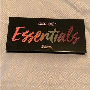 Violet Voss Eyeshadow Palette